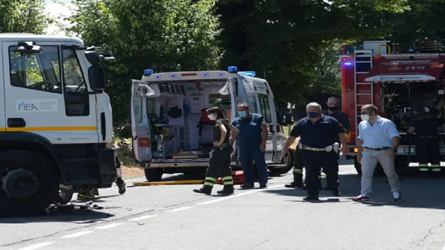 Tragedia in autostrada A16: motociclista 26enne muore nell’impatto con camion.
