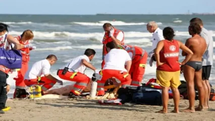 Morto ragazzo di 17 anni: un malore in spiaggia