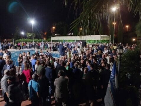 Matera suona la carica, più di mille persone all’inaugurazione del comitato elettorale