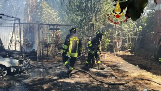 Incendio: pompieri trovano uomo morto da tempo