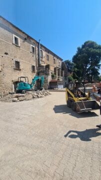 Montesarchio: al via la pulizia della villa comunale