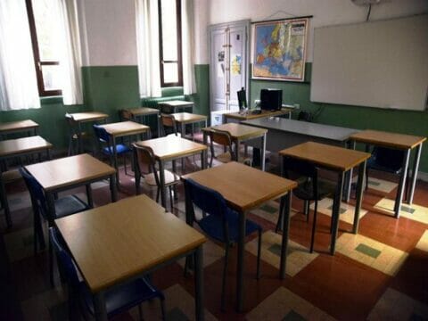 Valle Caudina: atti sessuali con un alunno di 12 anni