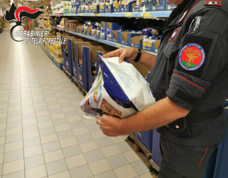 Allarme rosso per alimenti in arrivo dalla Cina,sequestrate 20 tonnellate di cibo a Napoli