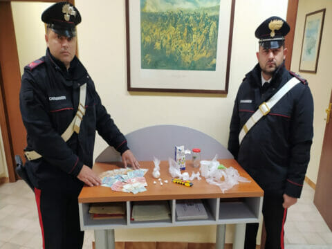 Valle Caudina: droga denaro, arrestata 31enne
