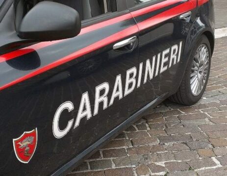 17enne rapina un sale e tabacchi, arrestato dai carabinieri