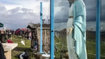 Piange la statua della Madonna proveniente da Medjugorje