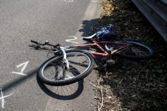 Valle Caudina: brutta caduta per un ciclista, soccorso dal 118