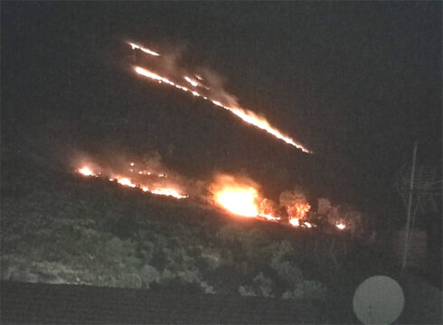 Valle Caudina: incendio Monte Tairano, arrivano i pompieri