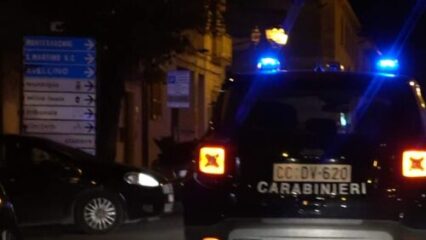 Cervinara: lancia il suv a tutta velocità per non fermarsi ad un controllo dei carabinieri