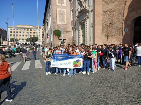 Airola: gli studenti del liceo musicale Lombardi alla manifestazione in ricordo di Giogiò Cutolo