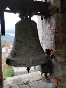 Cervinara: la campana, l’orologio, il campanile  e la rinascita