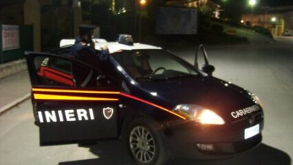 Benevento: furto aggravato in un bar del centro, denunciati un uomo ed una donna