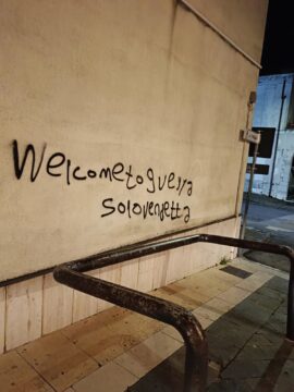 Montesarchio: inquietanti messaggi di vendetta sui muri