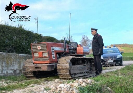 Val Fortore: ritrovato un trattore rubato 30 anni fa in Sicilia