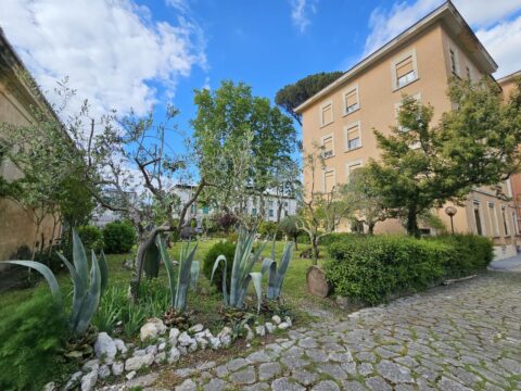 Avellino: il Fai Giovani propone la visita dei giardini di palazzo Rubilli