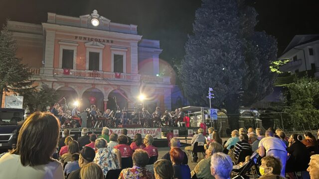 Grande successo per la fanfara dei carabinieri a Mercogliano