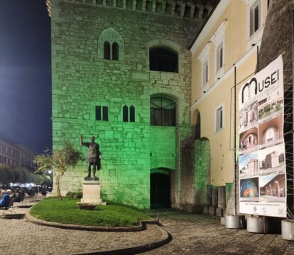 La Rocca dei Rettori illuminata di verde per la giornata mondiale della salute mentale