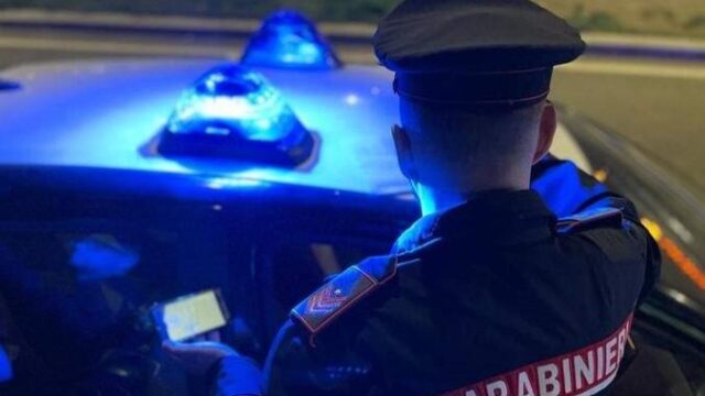 In giro sul suv con 24 involucri di cocaina