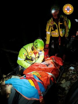 Donna tratta in salvo dal Soccorso Alpino e Speleologico