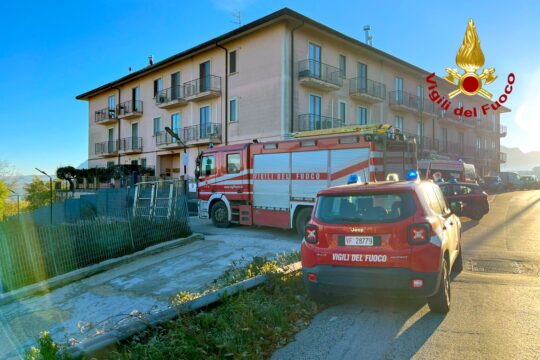 Fuga di gas provoca un’esplosione