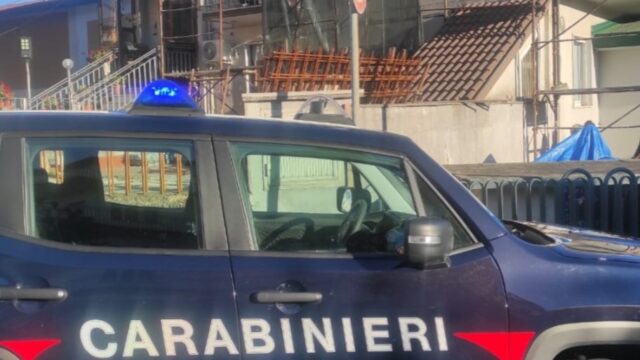 Morte nel pomeriggio, 65enne precipita nel vuoto