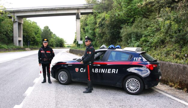 Rubano rame e ottone, due uomini fermati dai carabinieri