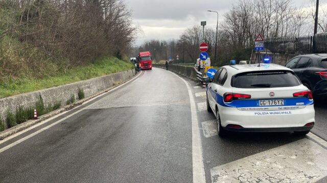 Valle Caudina: Appia bloccata per venti minuti per il guasto di un tir