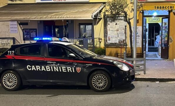 Tre ladri messi in fuga dai carabinieri