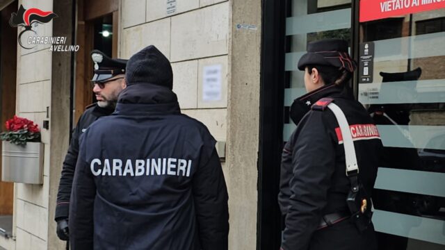 Tre persone arrestate per una rapina ad un’agenzia di scommesse