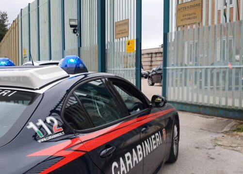 Revocati gli arresti domiciliari perchè non rispetta le prescrizioni Revocati gli arresti domiciliari perchè non rispetta le prescrizioni