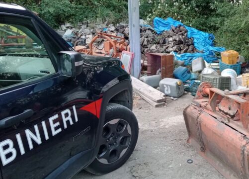 66enne si spara un colpo alla tempia nel suo terreno 66enne si spara un colpo alla tempia nel suo terreno