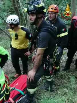 Anziano ritrovato dopo 24 ore dalla scomparsa Anziano ritrovato dopo 24 ore dalla scomparsa