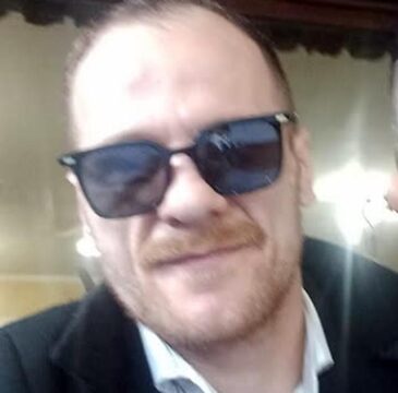Cervinara: Antonio Stanzione muore in un incidente,figlio e moglie incinta in ospedale Cervinara: Antonio Stanzione muore in un incidente,figlio e moglie incinta in ospedale