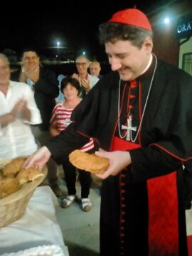 San Martino: sacerdote prima che cardinale, la normalissima grandezza di don Frank San Martino: sacerdote prima che cardinale, la normalissima grandezza di don Frank