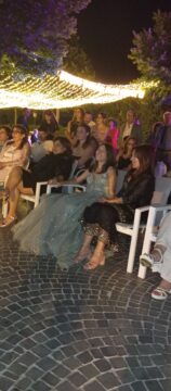 Valle Caudina: atmosfera da fiaba per i 18 anni di Lucia Caporaso Valle Caudina: atmosfera da fiaba per i 18 anni di Lucia Caporaso