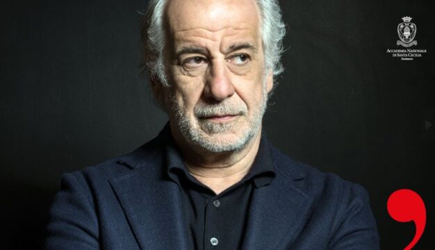 Toni Servillo salva la vita ad un uomo che aveva accusato un malore