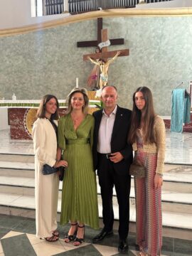 Cervinara: nozze d’argento per Nico Valente e Fatima Cillo Cervinara: nozze d’argento per Nico Valente e Fatima Cillo