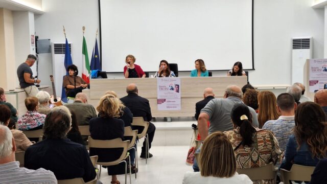 Cervinara: serata speciale nel ricordo di Massimo Troisi Cervinara: serata speciale nel ricordo di Massimo Troisi