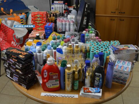 30enne in arresto per furto in un supermercato 30enne in arresto per furto in un supermercato