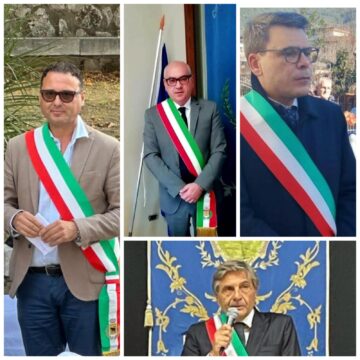 Cinque sindaci contro la gestione dei servizi sociali
