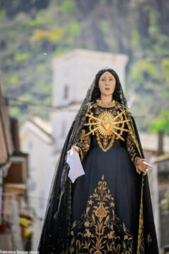Cervinara: domani la processione della Vergine Addolorata