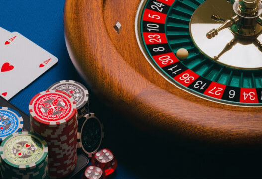 Il dibattito sulla pubblicità del gioco d’azzardo in Italia è arrivato a un punto di svolta per i giocatori
