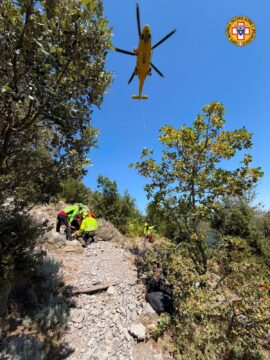 Il soccorso alpino e speleologico della Campania mette in salvo un escursionista
