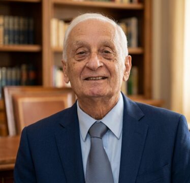 Valle Caudina: addio al professore Michele Leparulo che ha saputo cambiare in meglio la vita dei suoi allievi