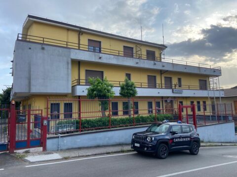 27enne in arresto per possesso e fabbricazione di documenti falsi